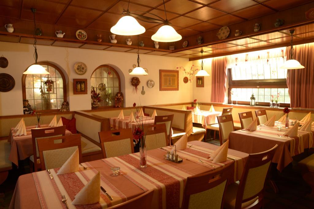 Pension & Metzgerei Friedrich Trebgast Bagian luar foto